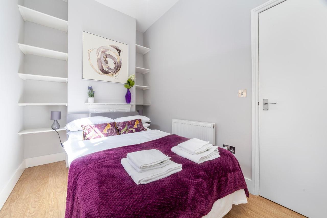 West Kensington Apartment London Exterior photo